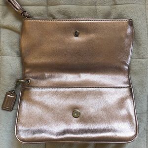 Coach Bags - π Coach Rose Gold Wristlet, J0869 Coach Bags - π Coach Rose Gold Wristlet, J0869